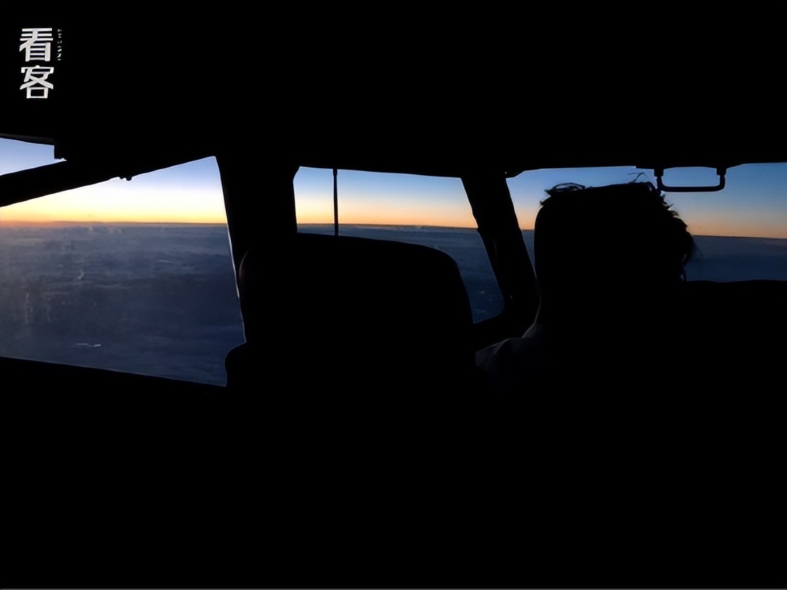 民航一趟航班能赚多少钱,民航开飞机的一月挣多少钱