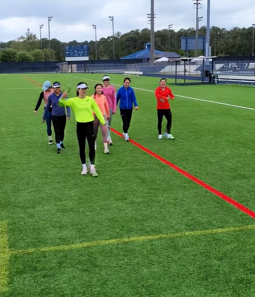 中国女子4乘100米队再添国内前五猛将早在六年前她就是接力国手