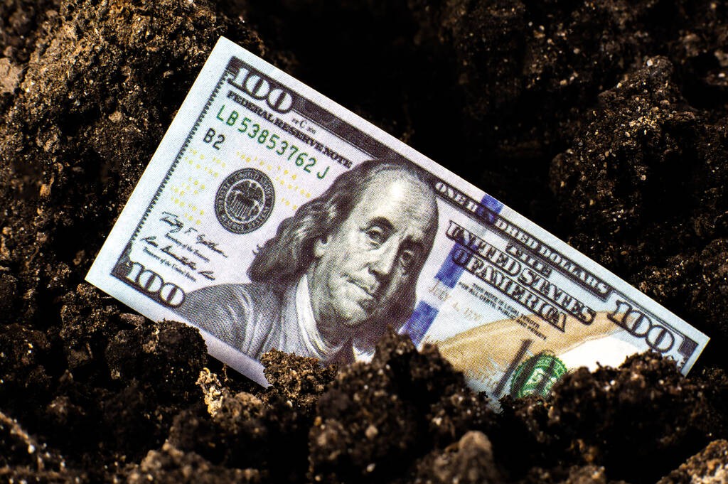 cpi下降但是实际利率升了,cpi和一年期存款利率倒挂