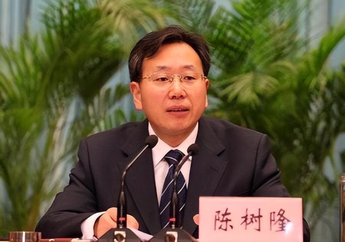 拒绝下属送钱，点点鼠标狂赚1.37亿，家产2.7亿的陈树隆有多狠？