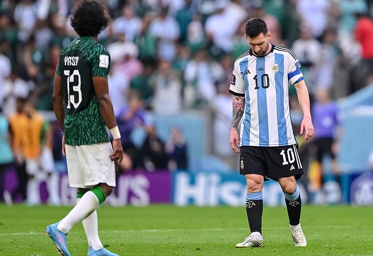 世界杯日本国足太太团曝光,世界杯日本美女太太团