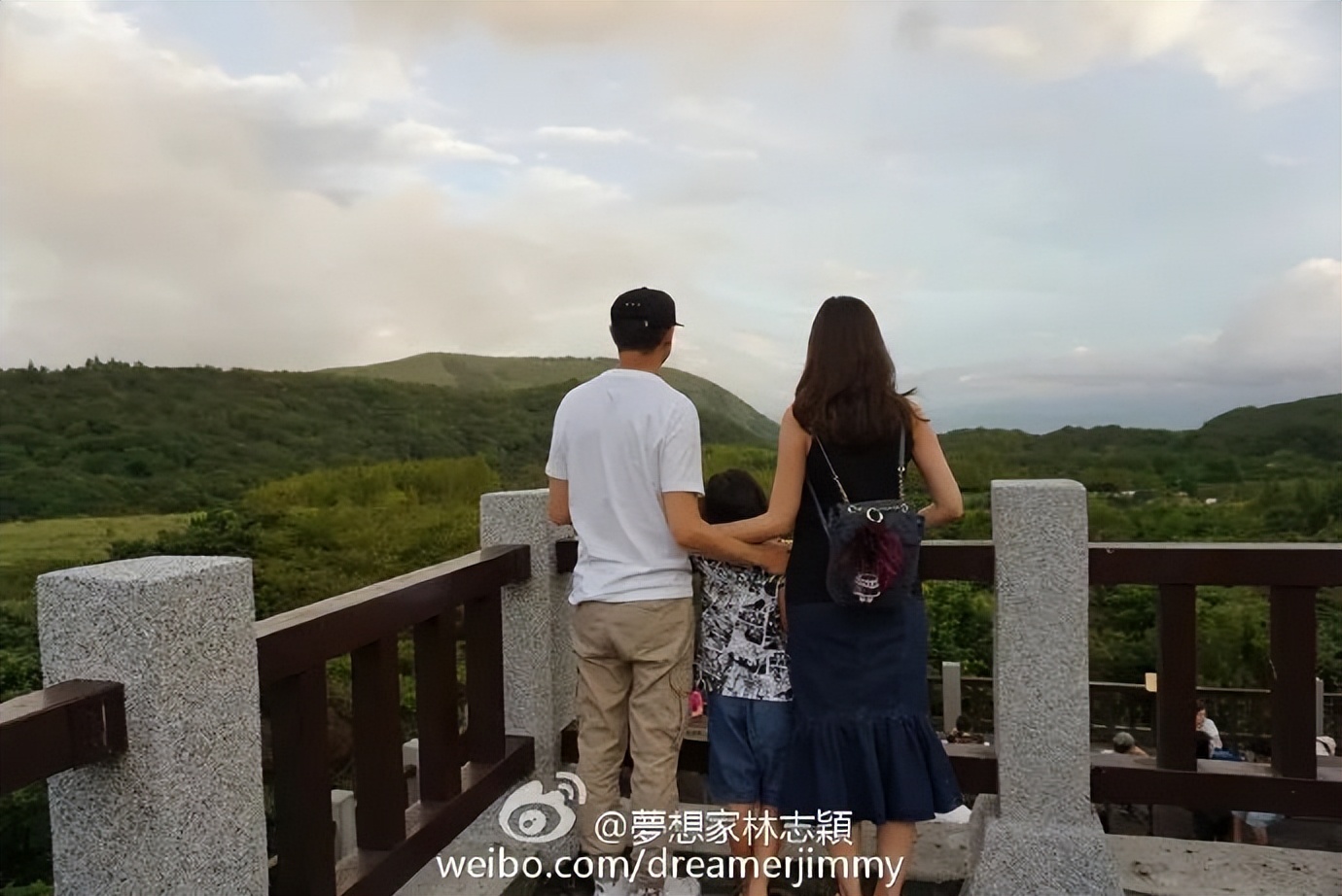 林志颖出车祸后恢复的样子,林志颖车祸后现在恢复怎么样