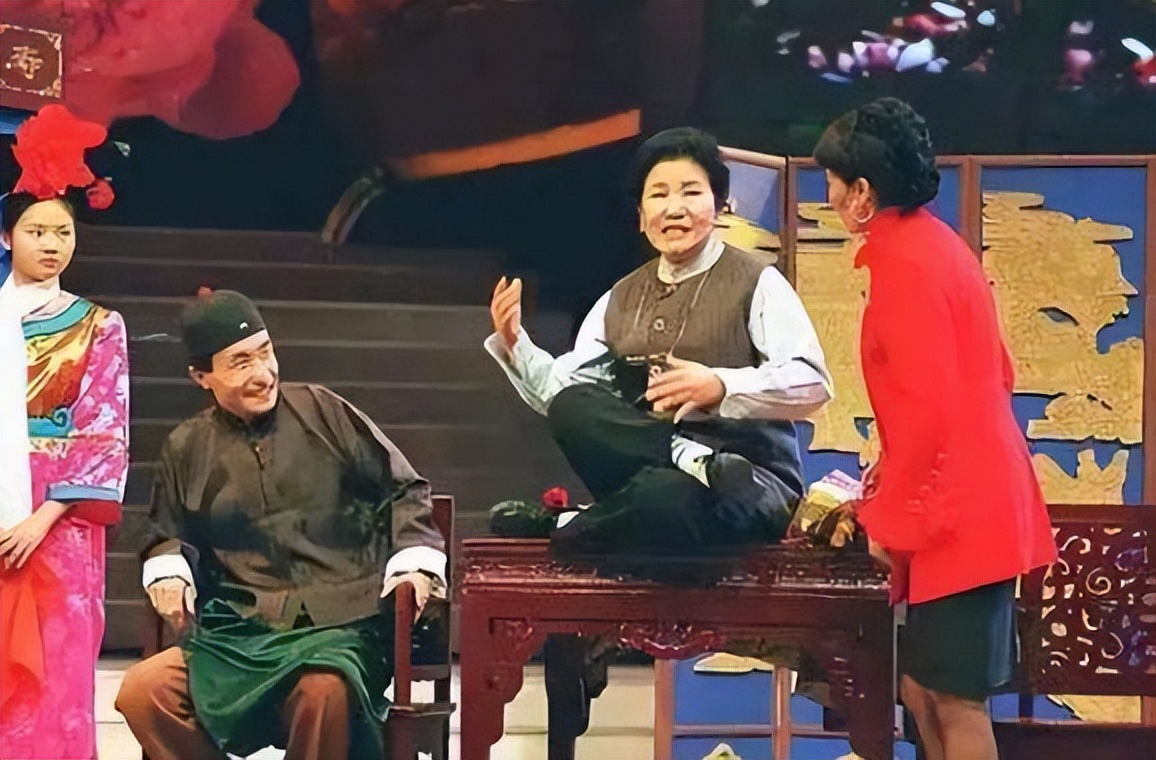 巩汉林谈国足引足球人士反击,巩汉林痛批中国足球视频