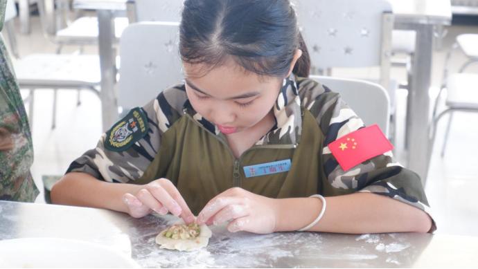 儿童军营体验营,儿童体验军营夏令营