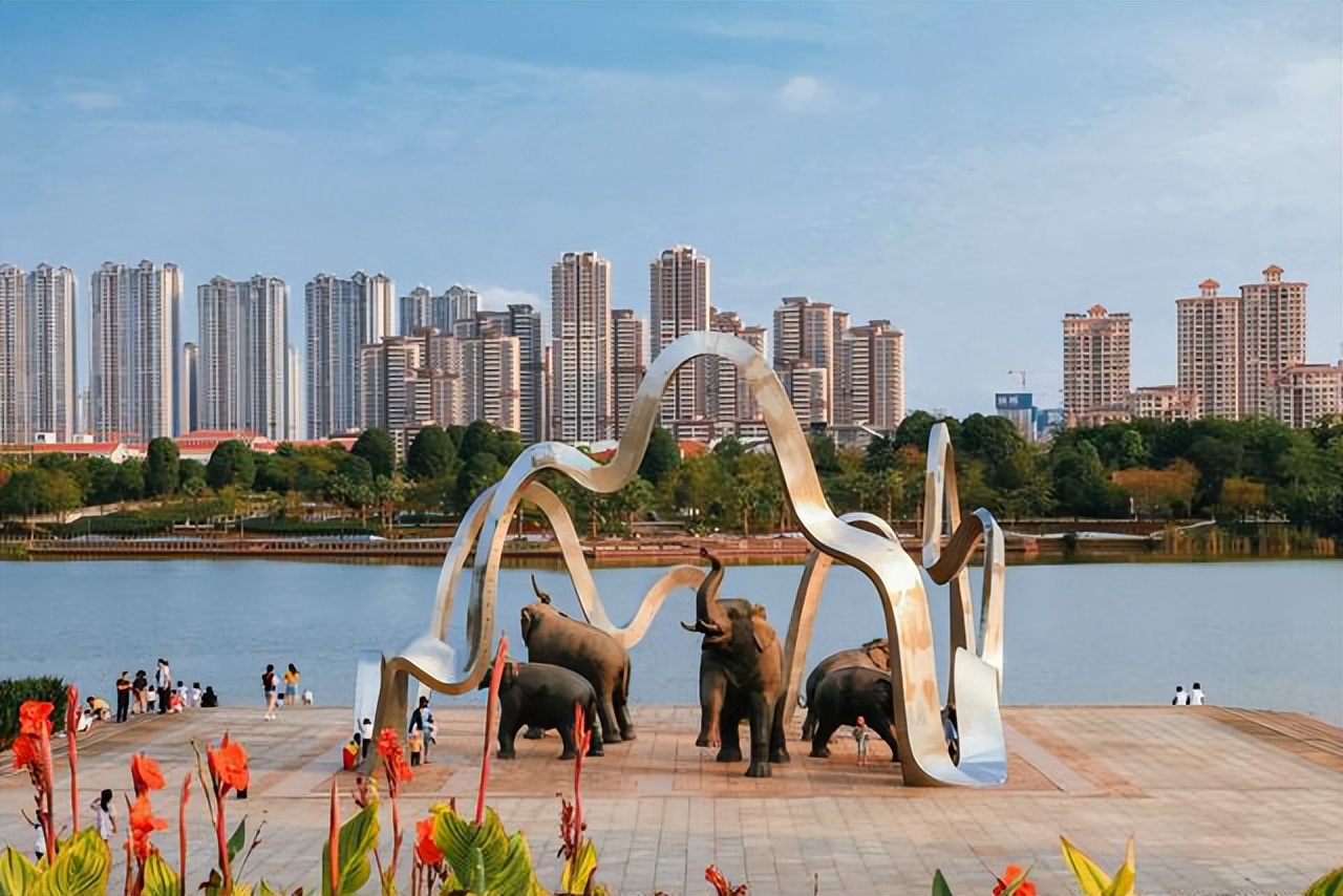 南宁收废品6年买了三套房子,90后小伙收废品2年买房