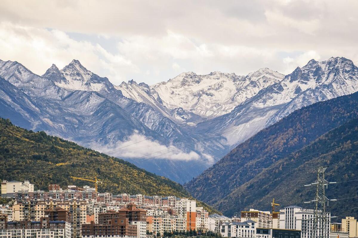 四川省甘孜藏族自治州,四川省甘孜藏族自治州是哪个市