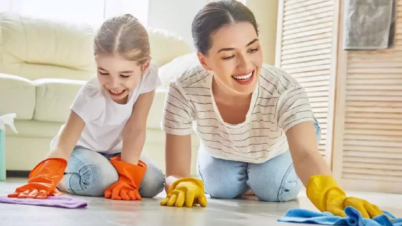 婴儿摔了头怎么判断严重不严重,宝宝摔了脸之后怎么判断有没有事