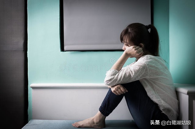 在女儿家看管外孙,在女儿家带小外孙五六年了