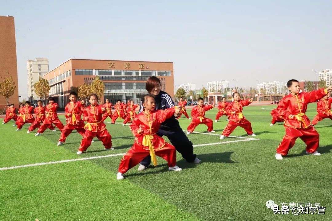 这就是东营区|一撇一捺，写就教育满意之区的育人序章……