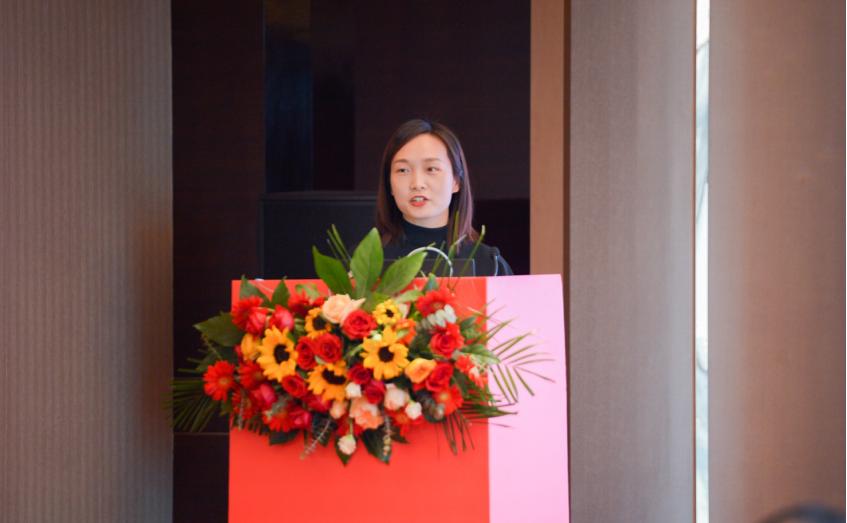 告别花眼！全国首家“迈可视老视手术临床培训中心”落户郑州