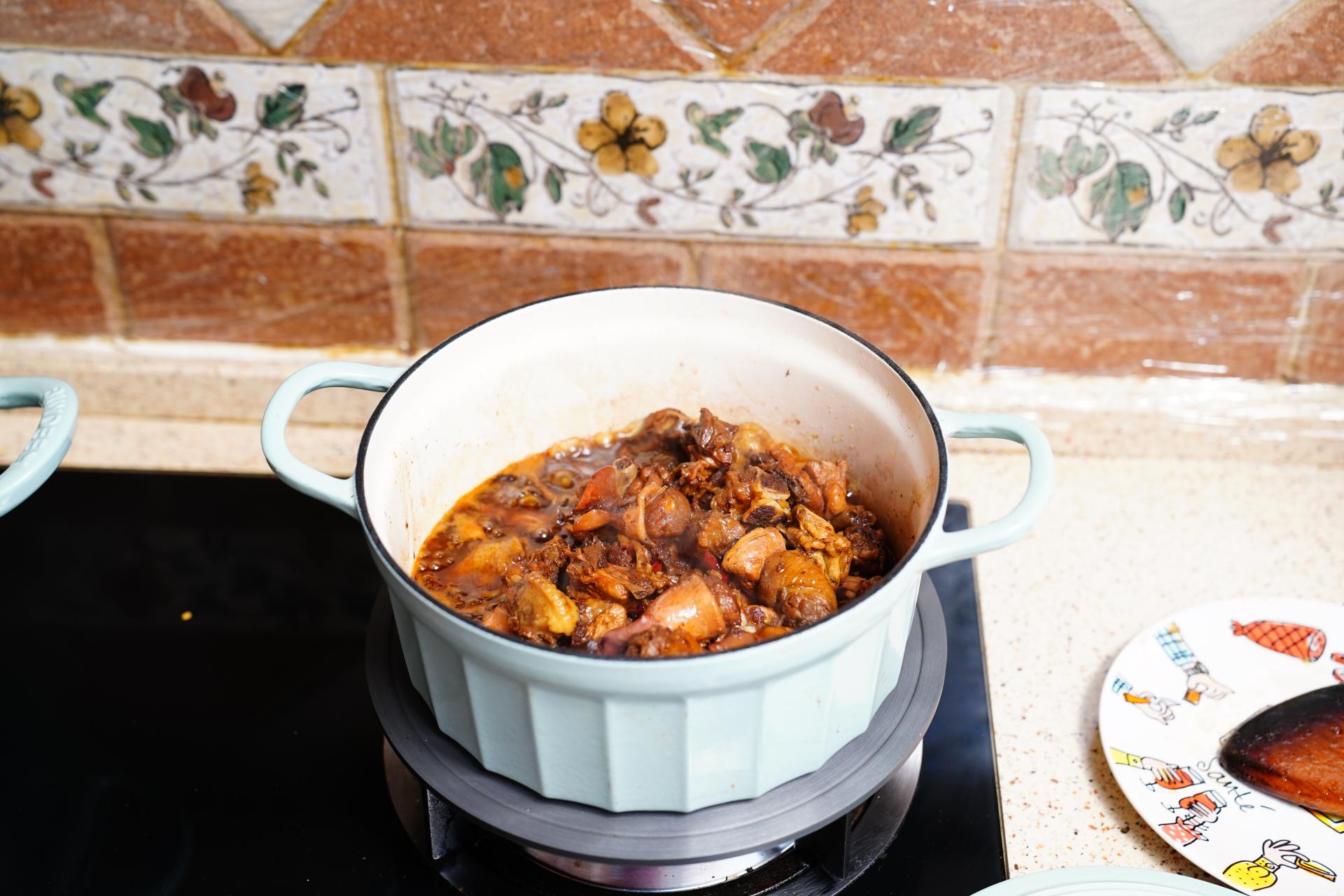 如何挑选一款好的珐琅锅,如何挑选一款性价比高的珐琅锅