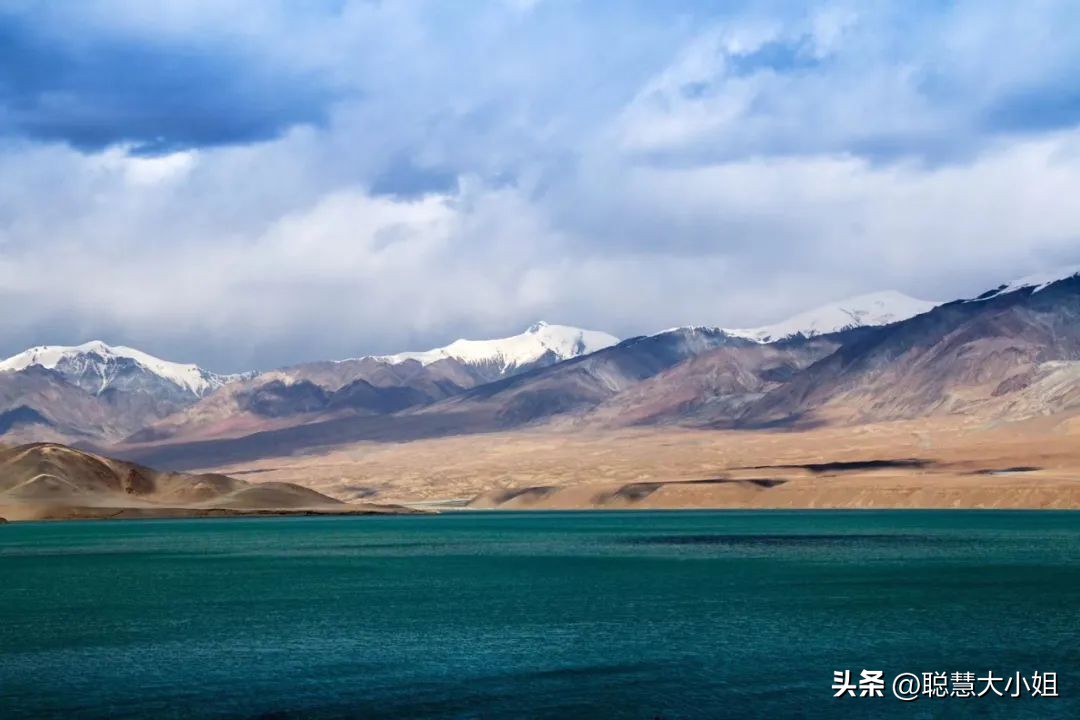 *疆新**，美到封神！配得上“她”的民宿有多少？