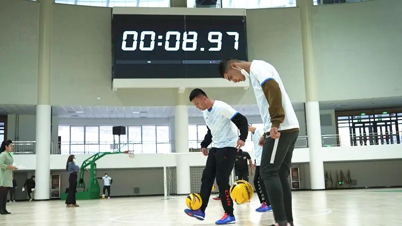 霍尔果斯口岸五人制足球直播,伊犁州青少年足球五人制比赛