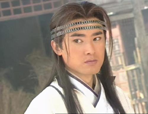 明星任泉做什么生意,当红时退圈任泉