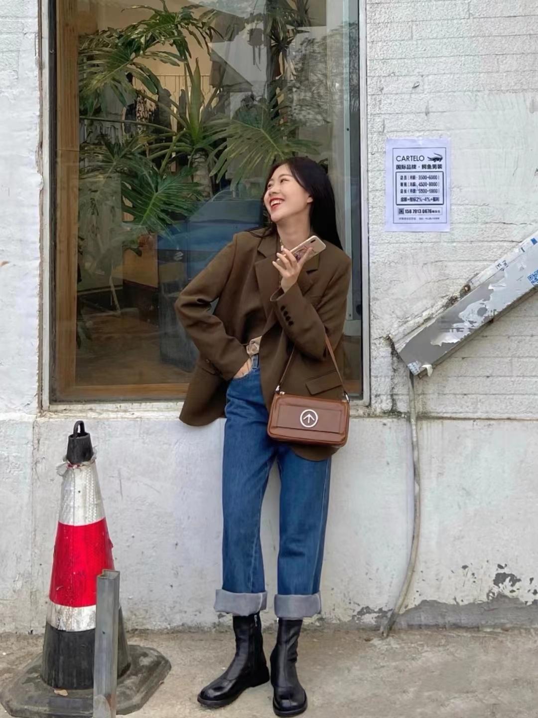 冬季穿低帮马丁靴,降温了中拉链马丁靴