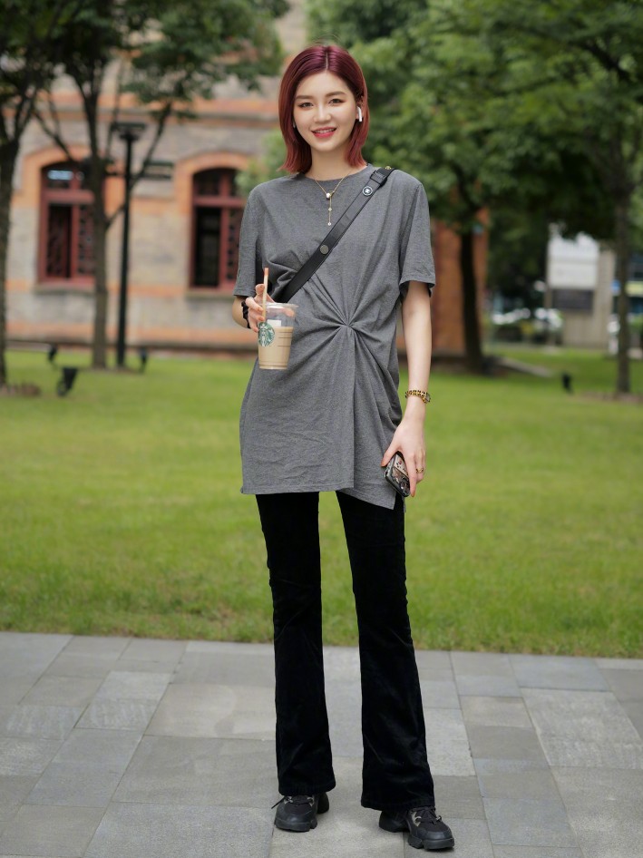 裤子穿紧点好还是松点好,裤子是穿紧的还是松的