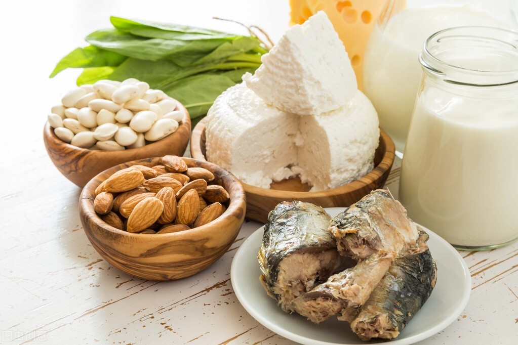 孕妇吃什么对胎儿好补气养血,孕妇吃什么对胎儿好眼睛大皮肤白