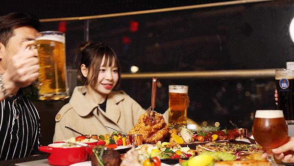 “本想来吃榜①德餐，没想到被绝美江景迷住了...”