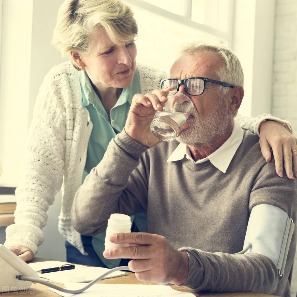 母亲80多岁了，血糖应该控制到多少？“八九不离十”什么意思呢？