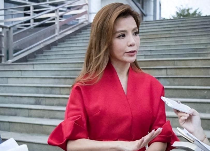 央视朱迅曾患什么病,主持人朱迅患病治好了吗