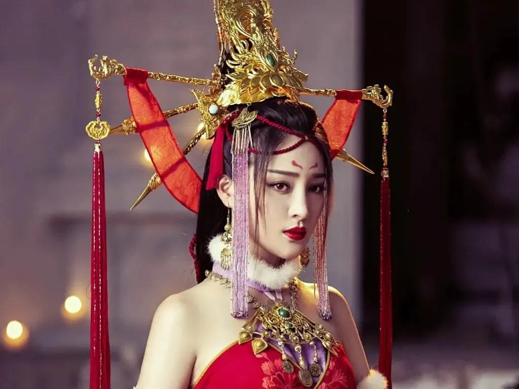 真人版《画江湖之不良人》开播，三版人物对比，新版男主驼背尴尬