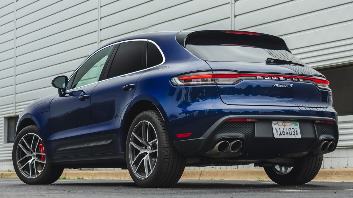 推荐十款适合女生开的汽车,比亚迪适合女生开的新能源汽车