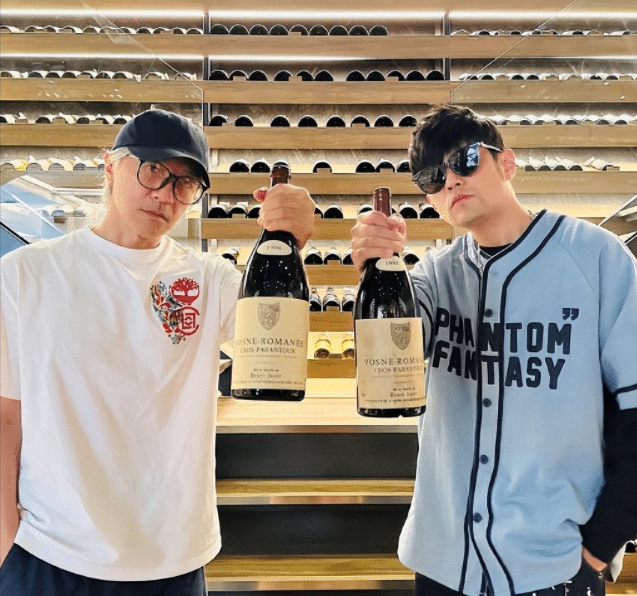 周星驰宣布要拍少林女足,外国人看待周星驰要拍少林女足