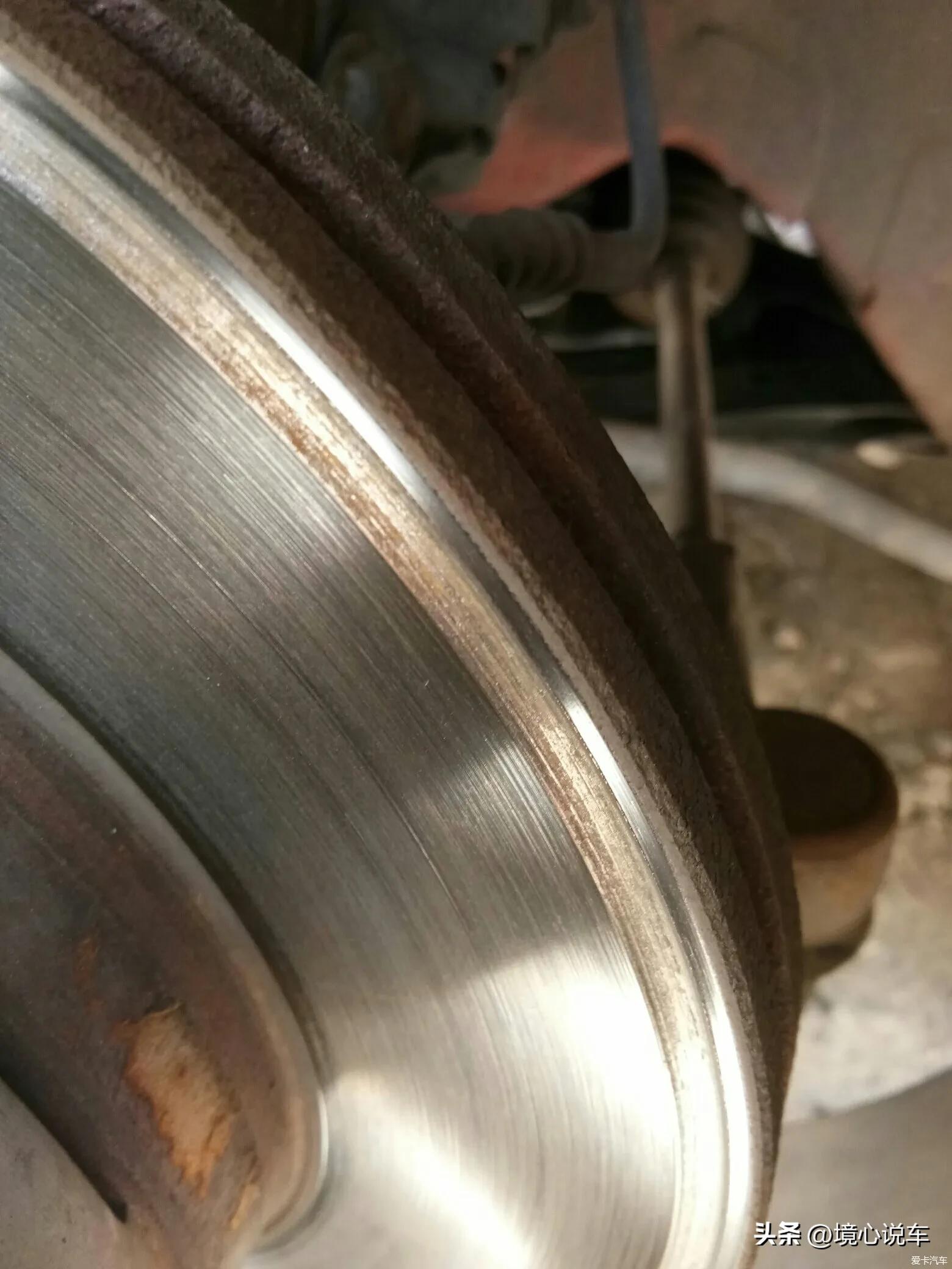 车子开了七年哪些零件需要换了,车买来开了700公里得换零件怎么办