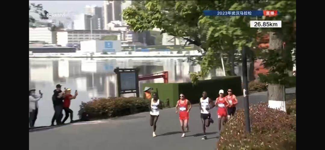 上海、北京、武汉、郑开四马开赛！四场赛事全览！