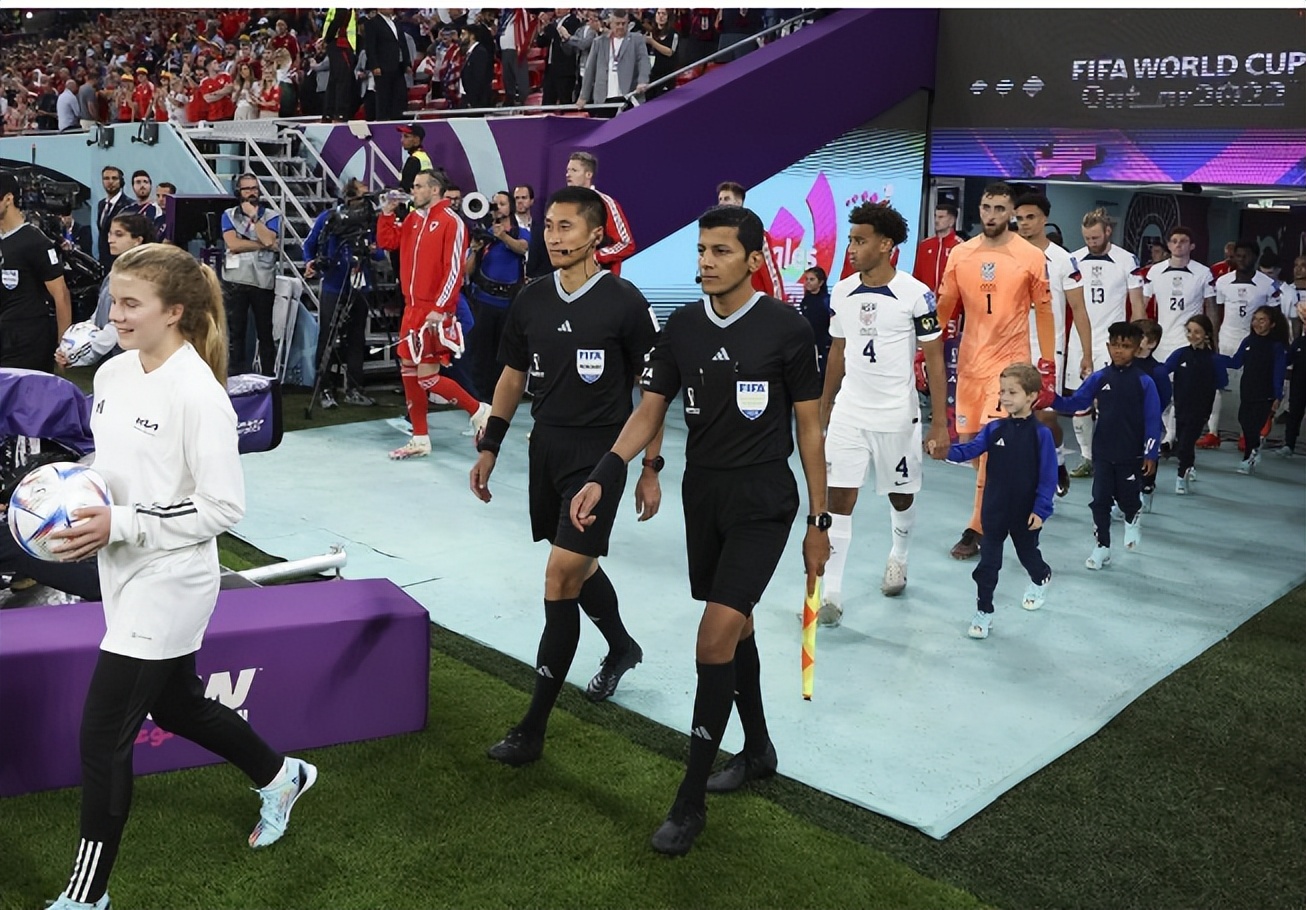 国足蛀虫李铁：罪行不止敛财上亿，戴罪立功曝光足坛背后*b大**oss