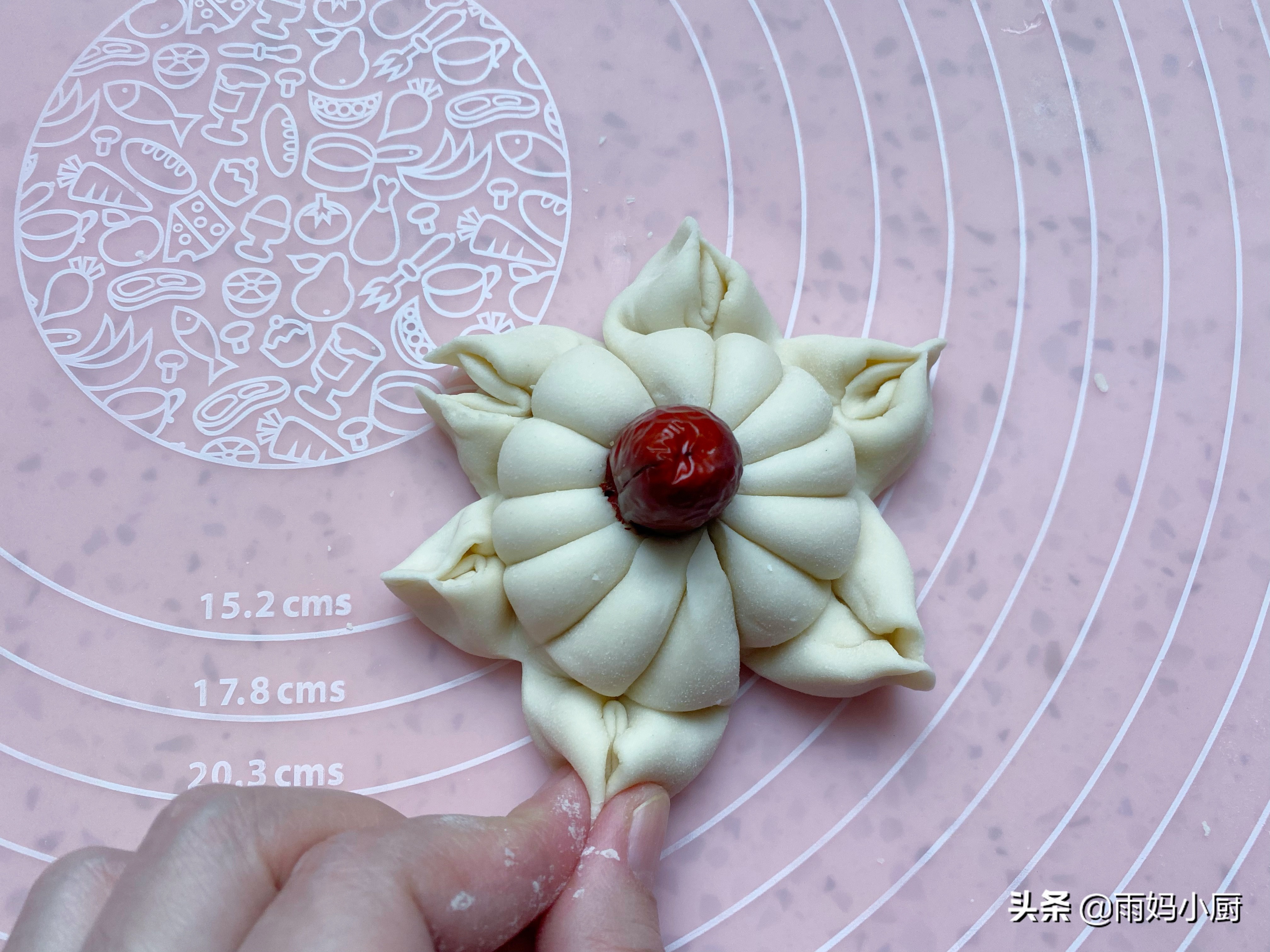 枣花馍馍简单做法,河南枣花馍馍的几种简单做法