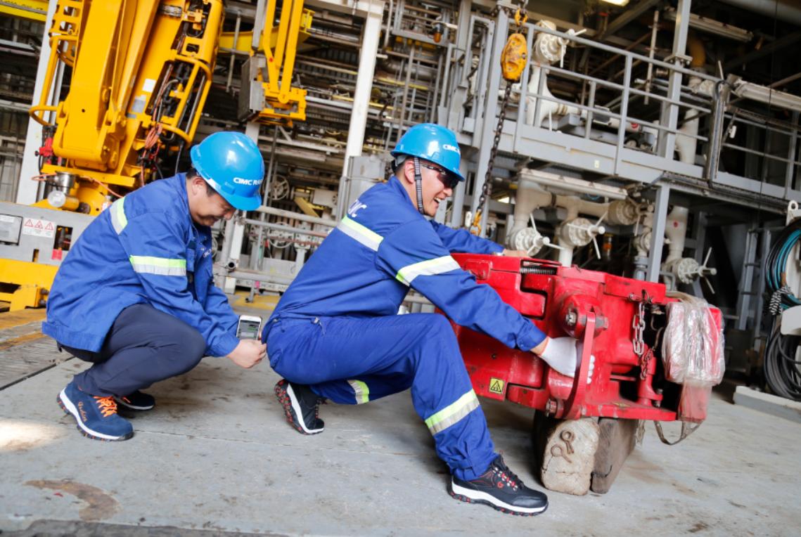 劳保鞋哪种鞋底软,劳保鞋什么样的底最好