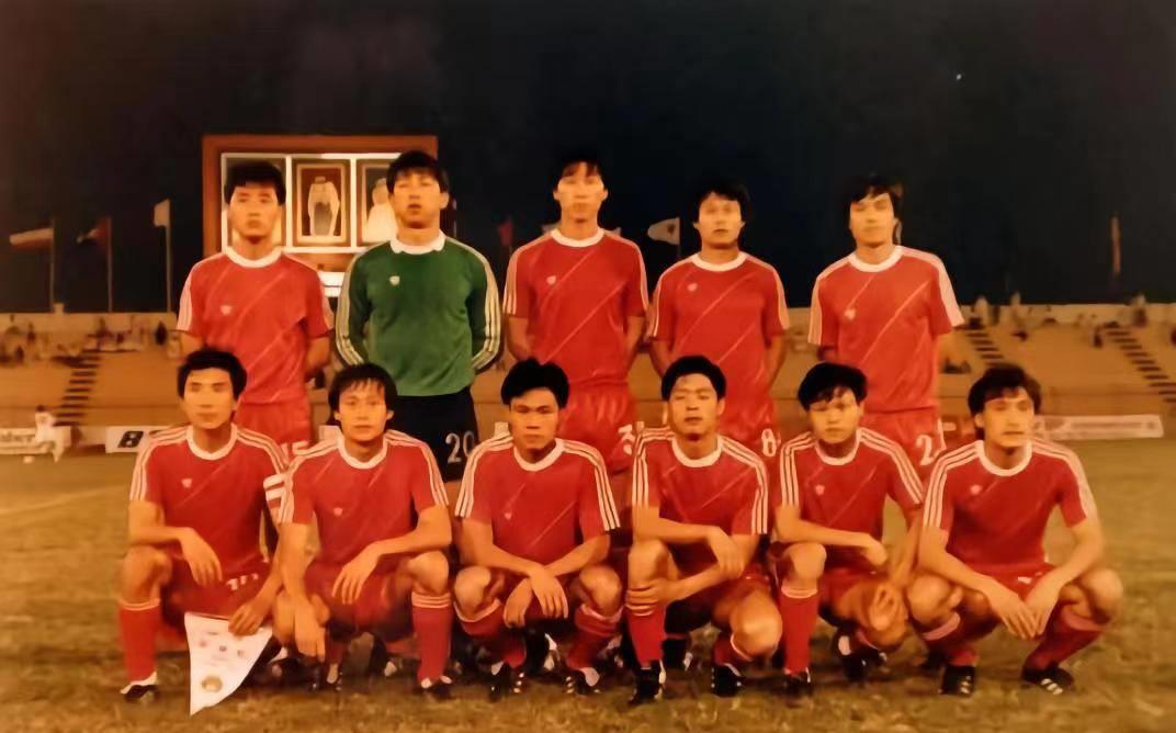 回顾国足9次冲击世界杯历程,国足3次无缘世界杯新闻播报