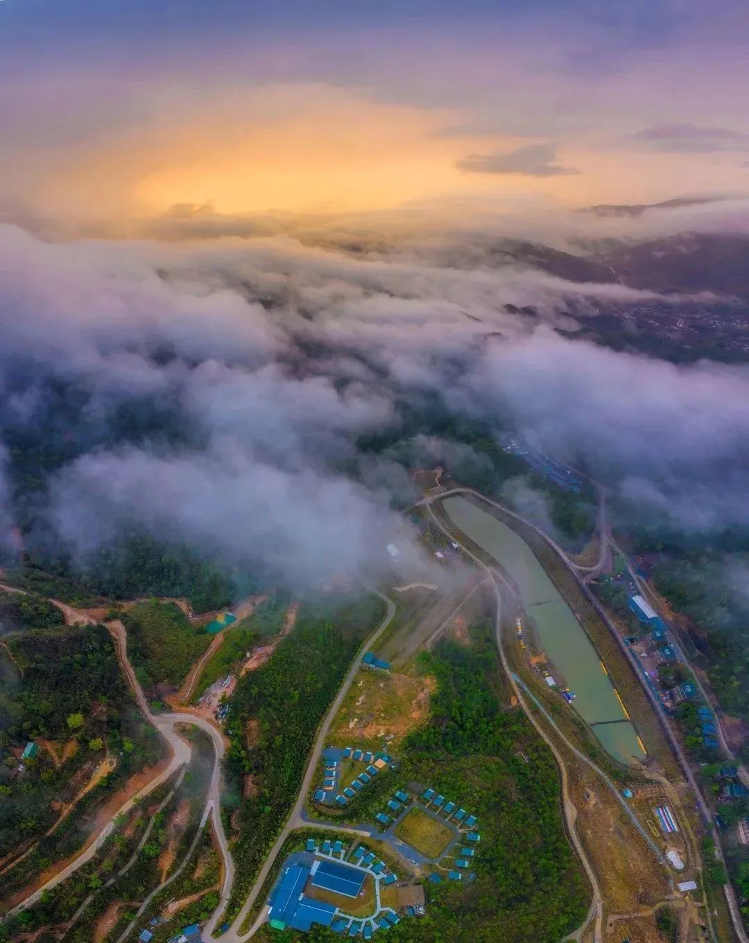 閲戠涔嬬害,閲戠鍗佹湀鍥藉簡涓鍋囨湡浣忓鏀荤暐
