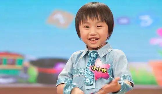 假笑男孩提前祝福视频,假笑男孩命中带苦原图