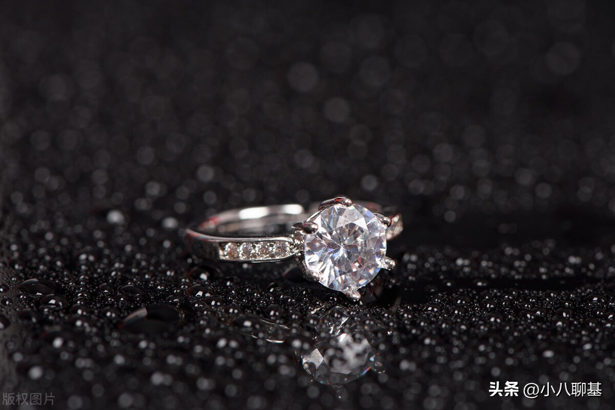 1万8钻戒卖180元,1万8的钻石