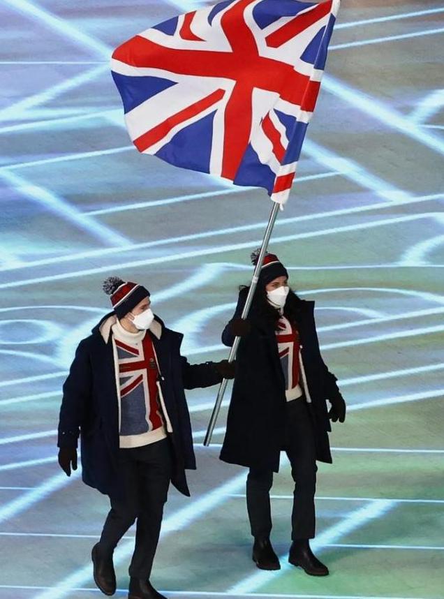 冬奥会开幕式各国战服,匈牙利冬奥会开幕式队服