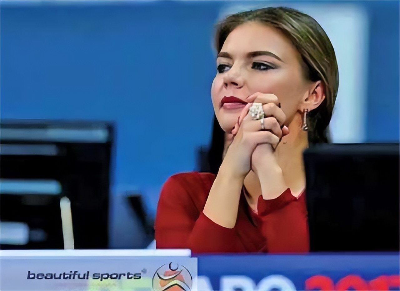 普京和卡巴耶娃总统霸气视频,普京和卡巴耶娃对话视频