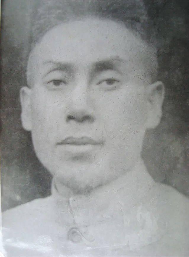 缅怀重庆烈士,缅怀先烈致敬英雄重庆