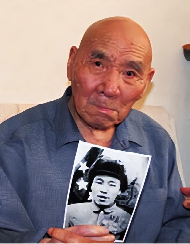 1951年，毛主席接见“打坦克英雄”苏吊蛋，说：我给你改个名字吧