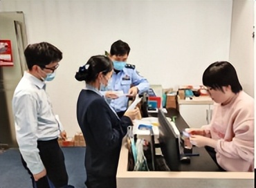 凡兴点点·我在兴业我在行｜兴业银行上海分行积极开展2023年“普及金融知识万里行”活动