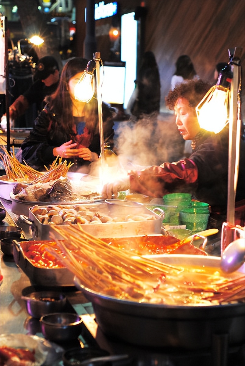 在韩国卖化妆品的妹子,在韩国卖化妆品的人靠谱吗