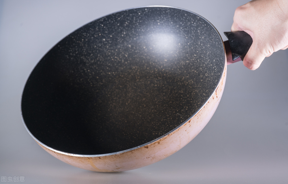 炒菜锅不要铁锅,炒菜锅怎么选铁锅不锈钢锅不粘锅