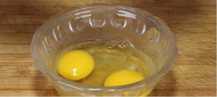 炒蒜苔最忌讳焯水和直接炒,蒜苔必须焯水才能炒吗