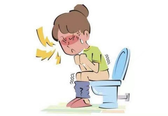 肛门潮湿瘙痒有臭味应怎么治疗,肛门潮湿瘙痒有异味怎么治疗