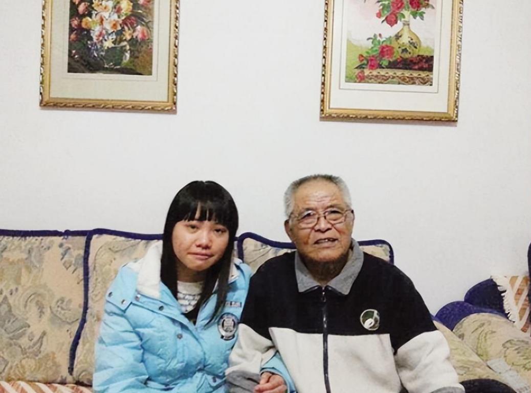 老人晨练撞小孩后续,老太太晨练被撞