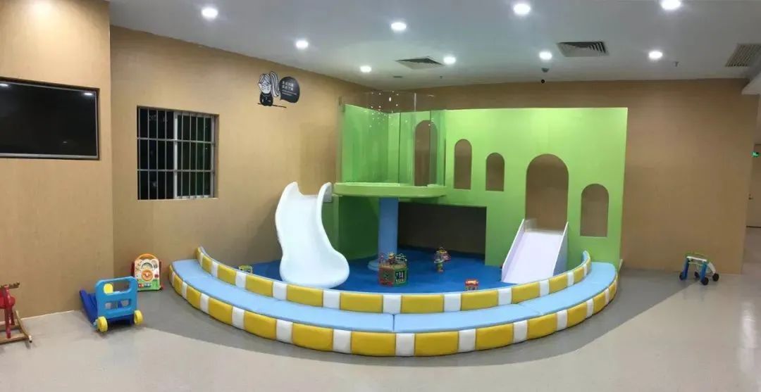 哈喽贝比国际早教是全国连锁吗,哈喽贝比早教大厅课程