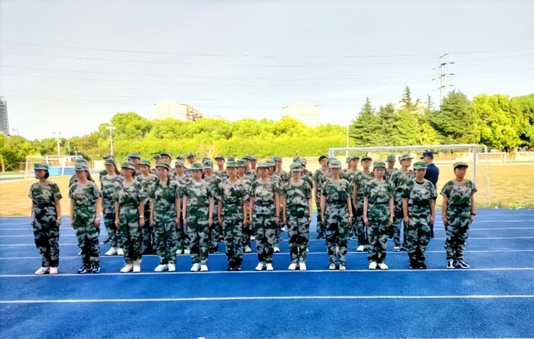 高标准军训,威武霸气的军训