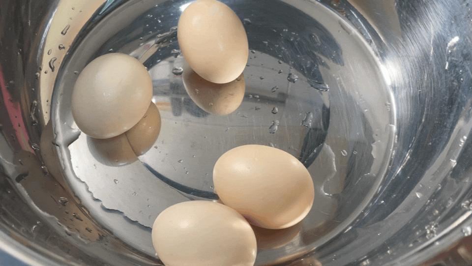 艾草煮鸡蛋有什么好处,艾草煮鸡蛋什么功效最好