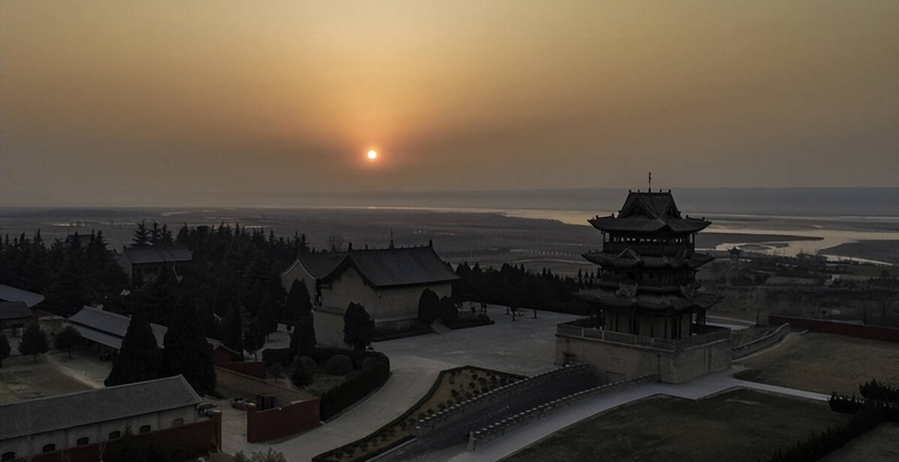 我国最孤独的山是哪一座山,中国最孤独的城市全部都是无人区